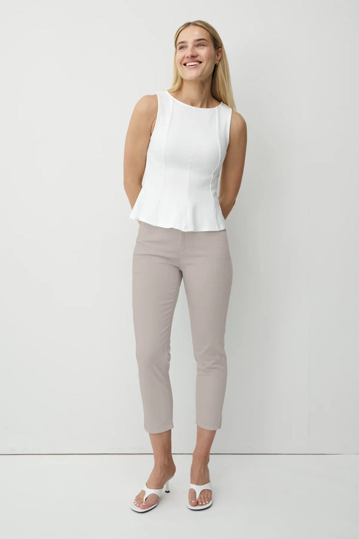 Pantalon Anna Montana Zurich Slim 7/8 couleur sable