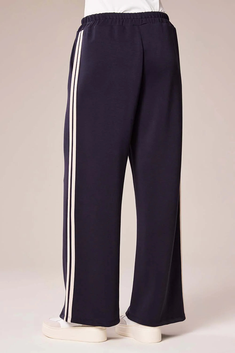 Pantalon bleu marine décontracté à jambes larges et décolleté