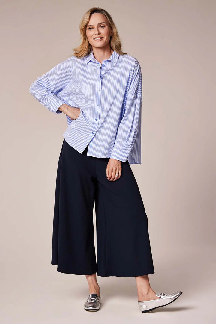 Chemise rayée en coton bleu et blanc à décolleté