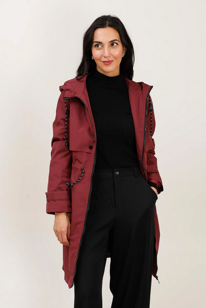 Parka longue imperméable bordeaux à capuche