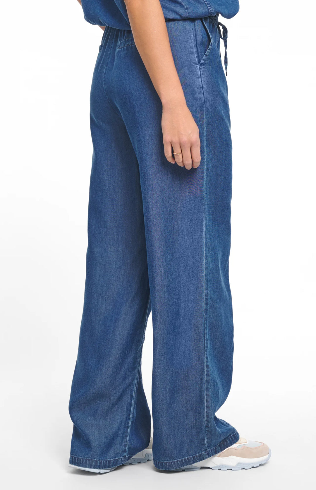 Pantalon en denim foncé Zoso Farah