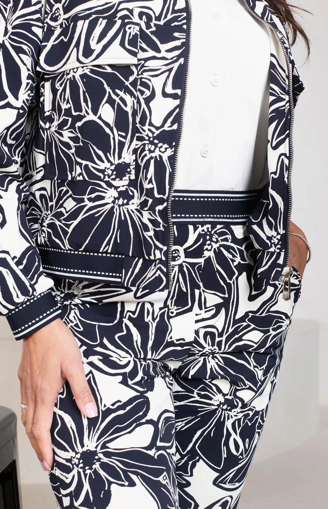 Veste de voyage imprimée bleue nuit Zoso Jenny