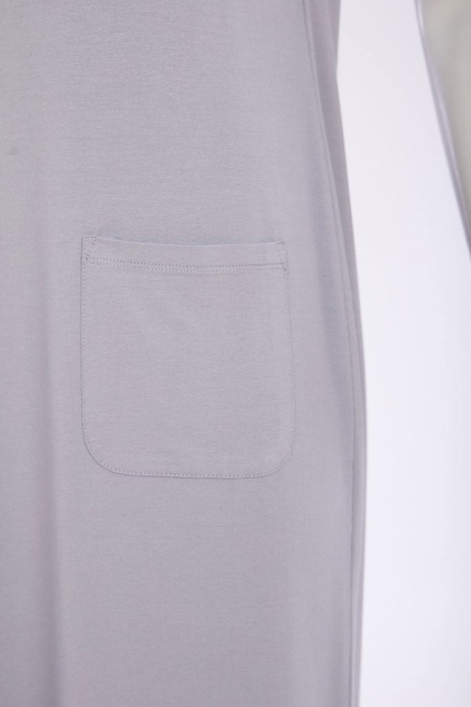 Robe basique en jersey NAYA Dove avec détails de poche