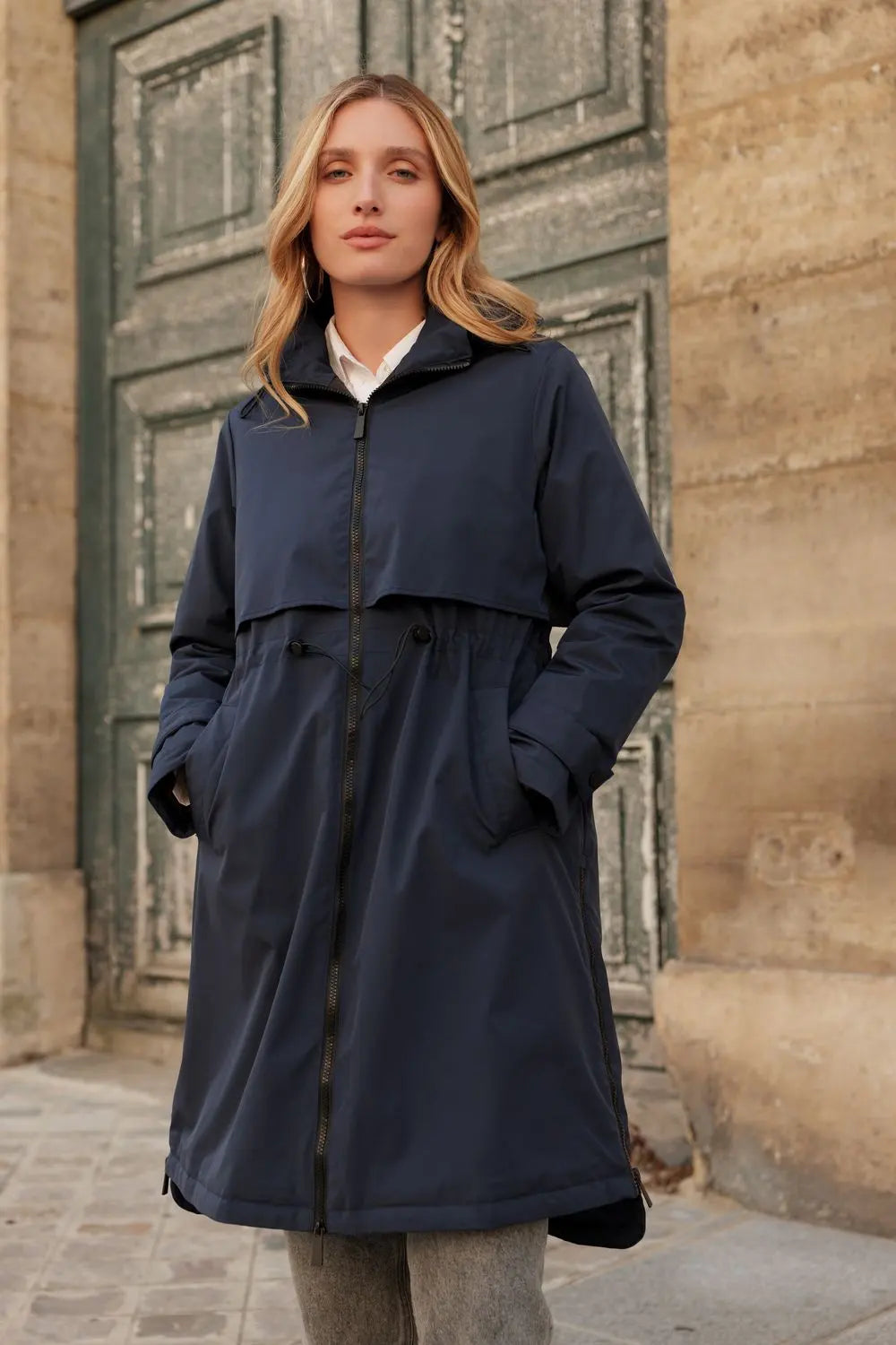 Parka longue kaki imperméable avec capuche