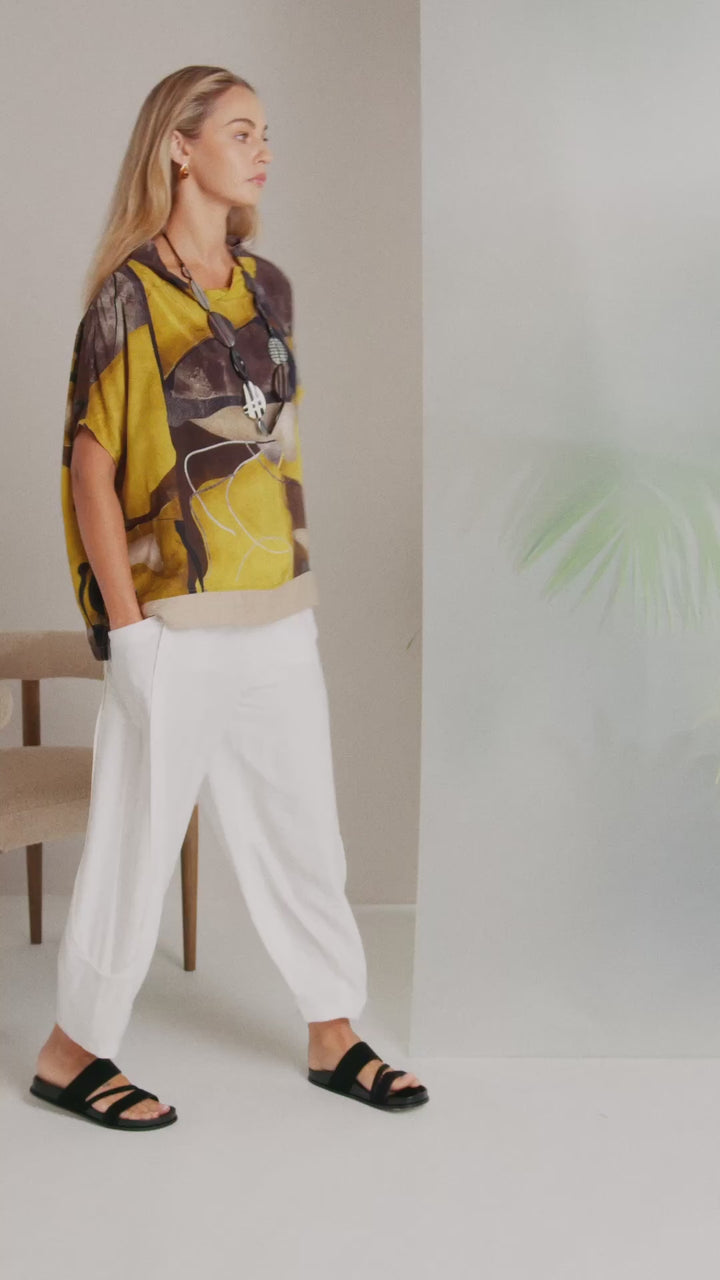 Haut imprimé à col montant et coupe carrée NAYA Oasis